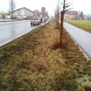Gereinigte Strasse / Bahnübergang